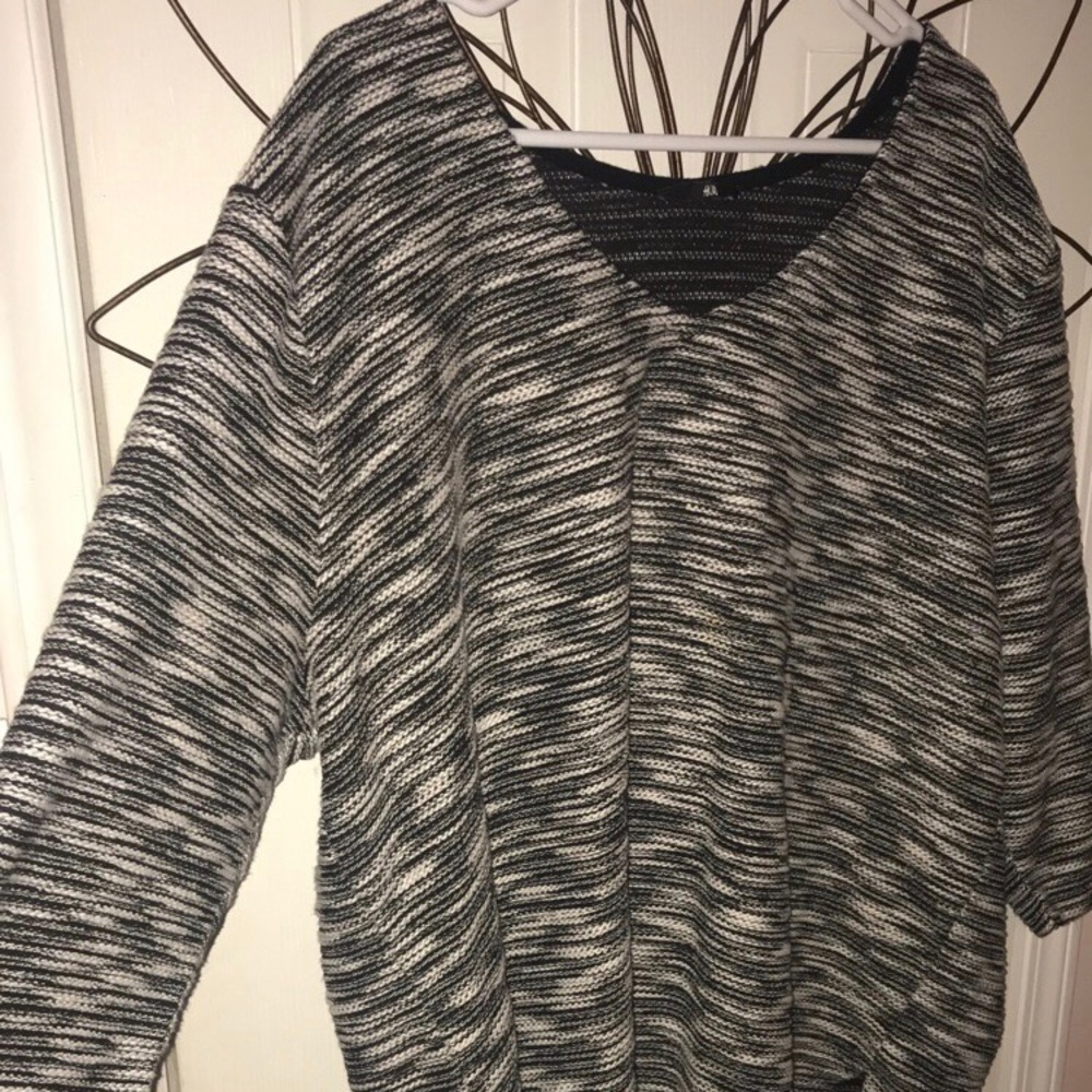 H&M oversized light sweater